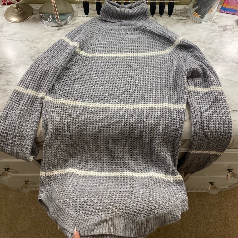 Turtle neck Sweater